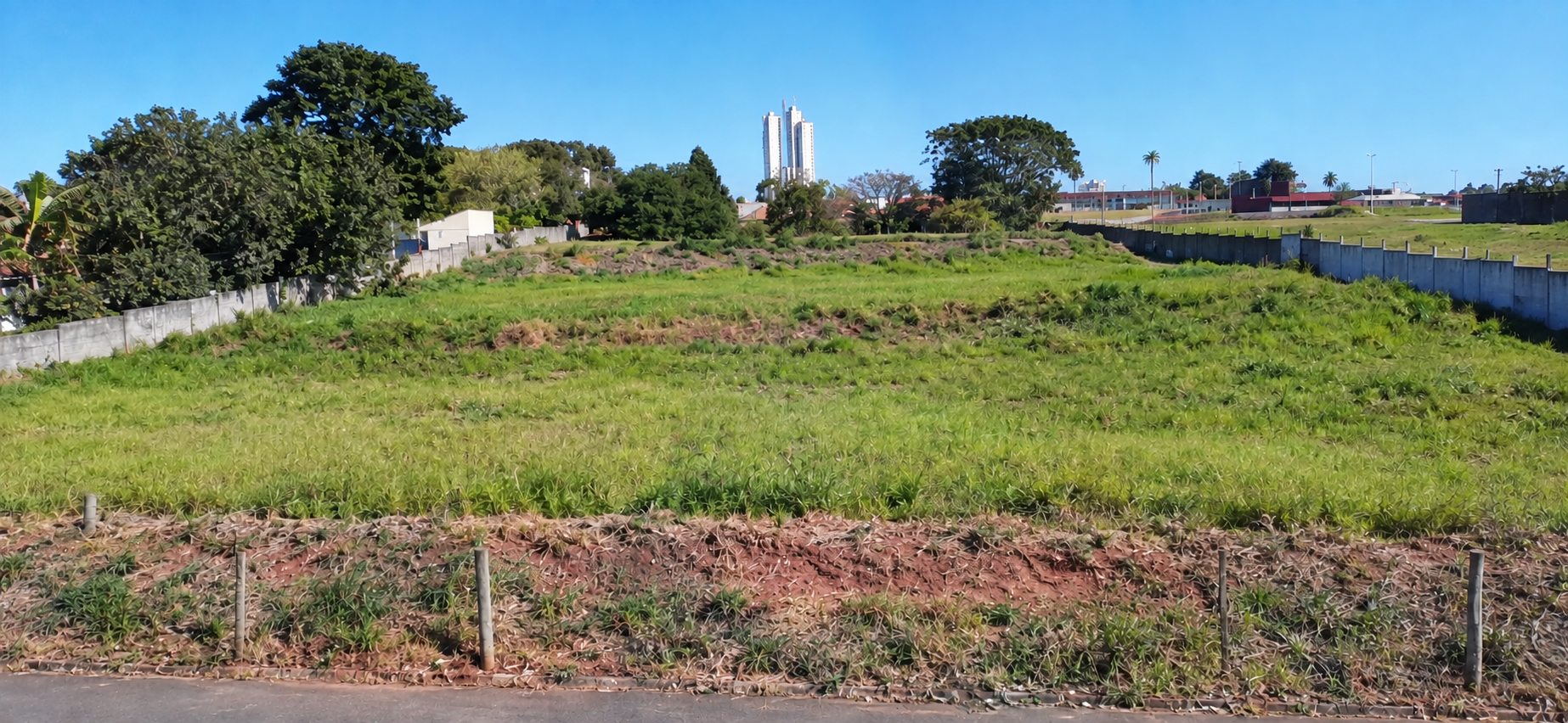 Terreno (Distrito Industrial)